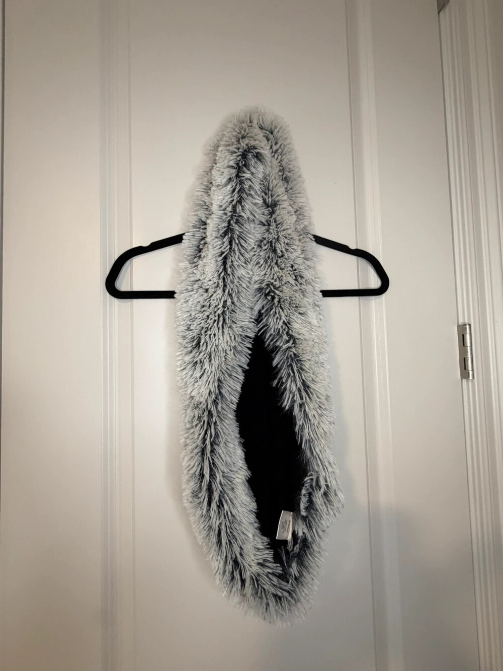 Circle scarf Accessory Collective black and gray winter snow ready